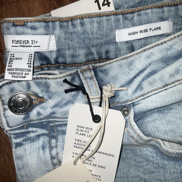 Retro High Rise Flare Leg Jeans Light Wash Denim Stretch- SIZE 14 - Picture 11 of 11